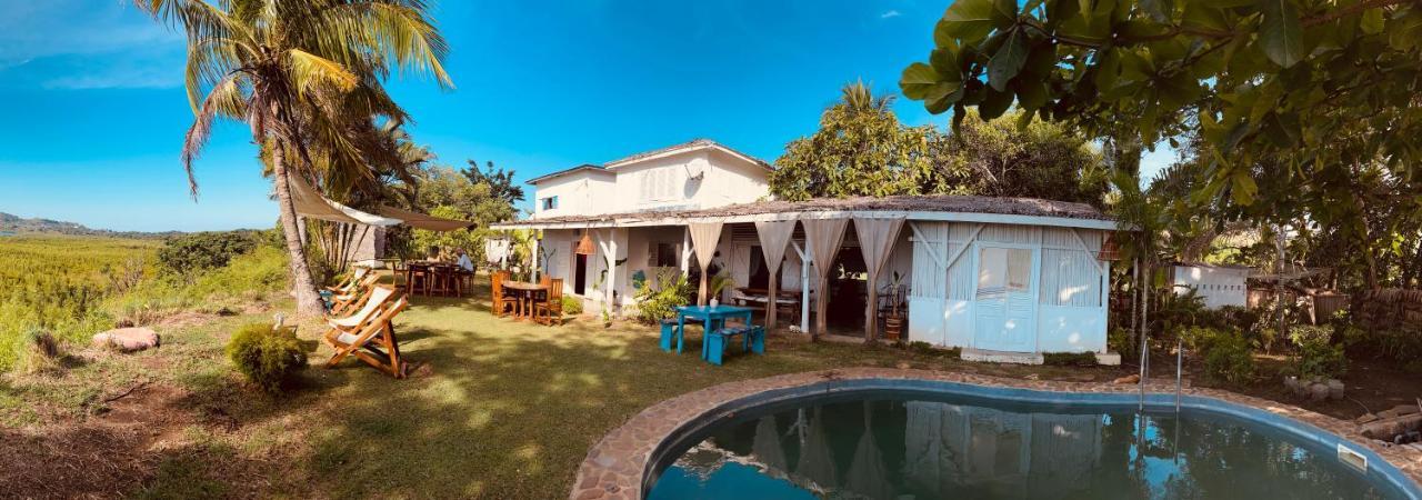 Corto Novo Maison D'Hotes-Camping Nosy-Be Kültér fotó